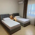 Ardi